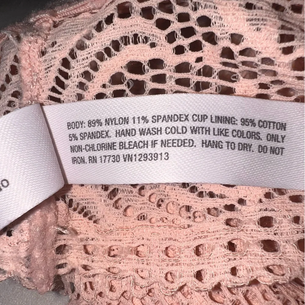Auden Lace Crisscrossed Back Longline Bralette XL Lace V Neck